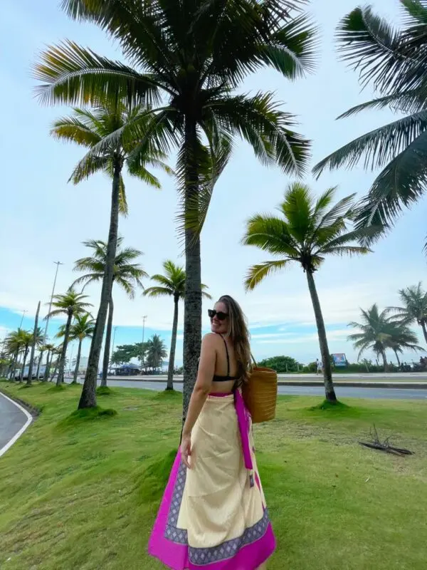 SAIA PAREO ROSA COM COQUEIROS